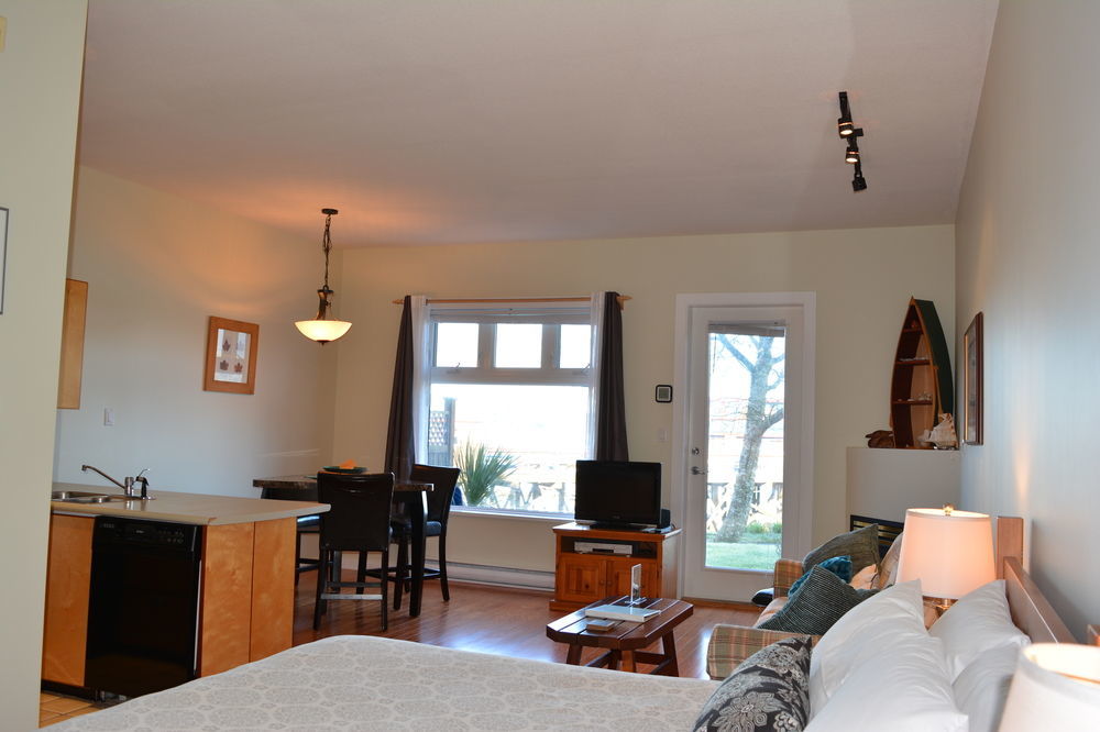 Fred Tibbs Ocean Front Condos Tofino Buitenkant foto