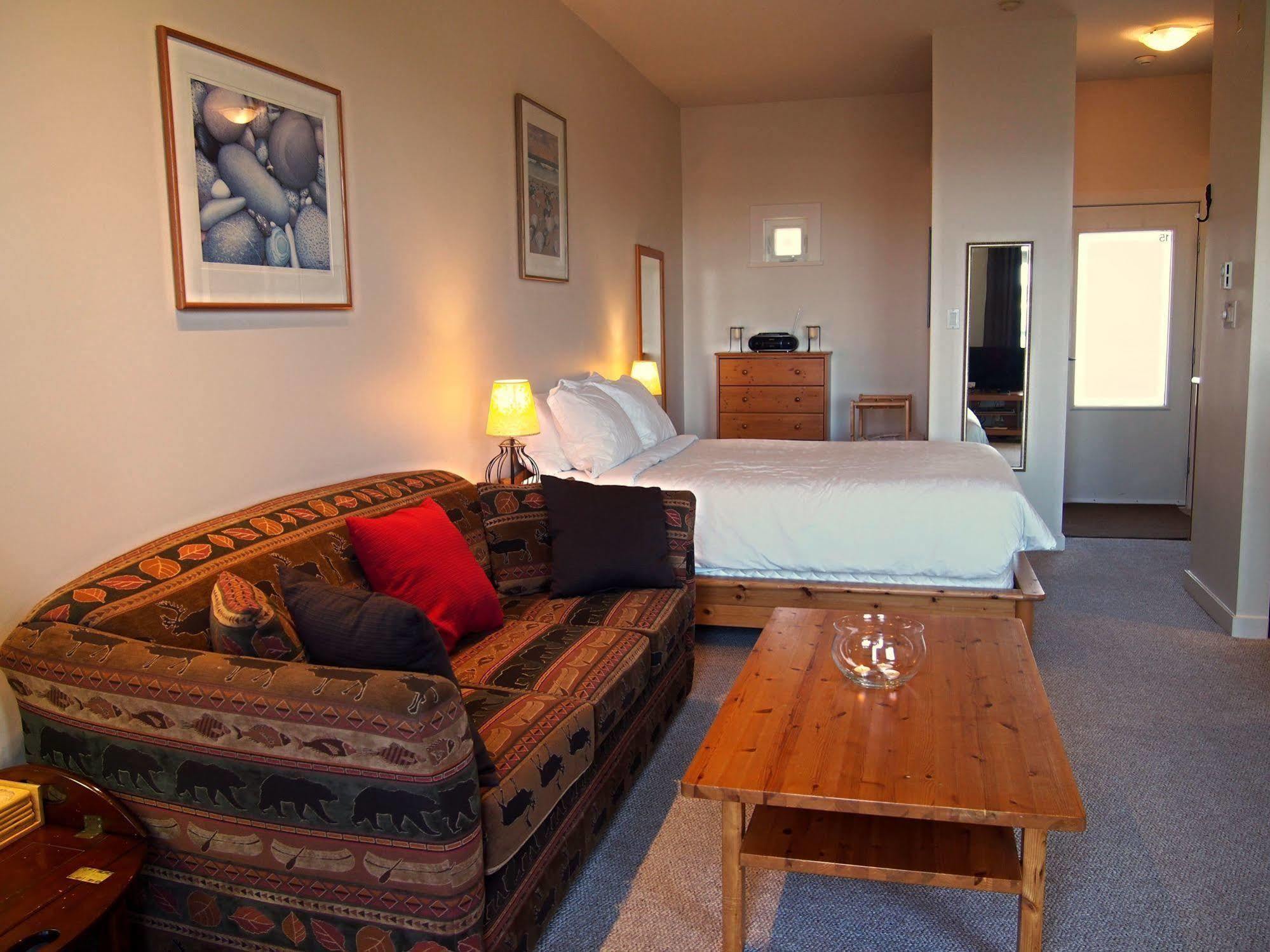 Fred Tibbs Ocean Front Condos Tofino Buitenkant foto